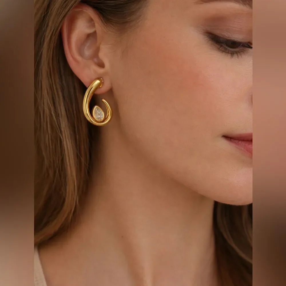 Elegant statement Gold Earrings A1615